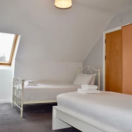 Stylish 3 Bedroom Portobello Townhouse * Dublin