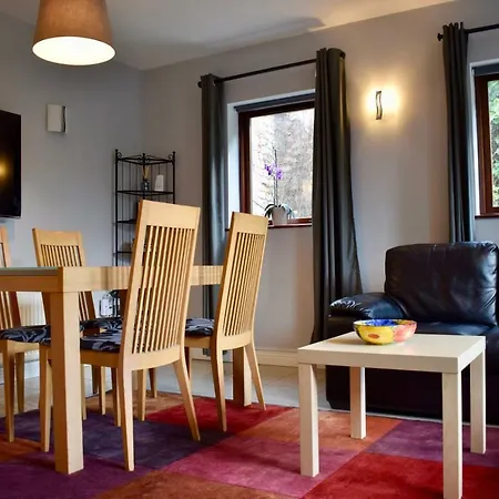 Stylish 3 Bedroom Portobello Townhouse *